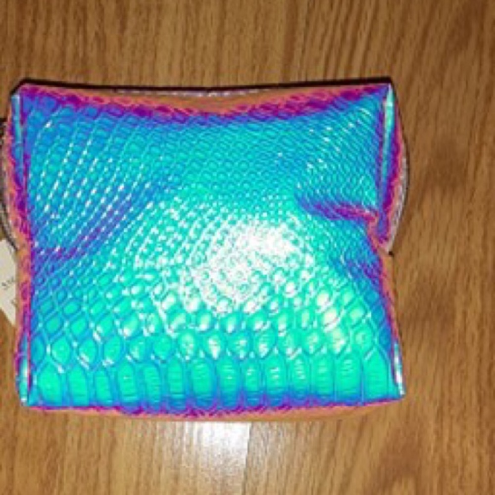 Makeup bag